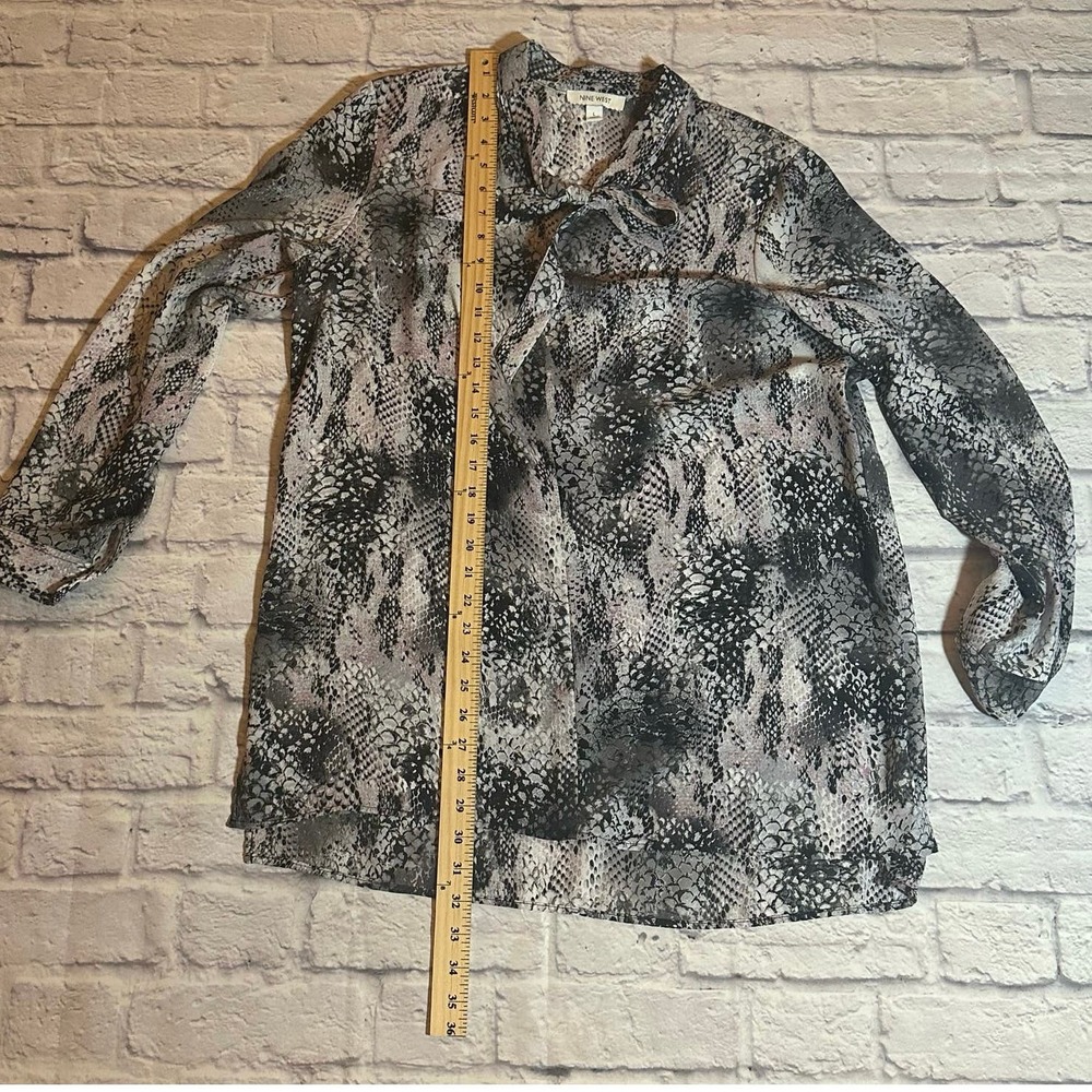 Nine West Black and White Snakeskin Print Blouse - Picture 11 of 14